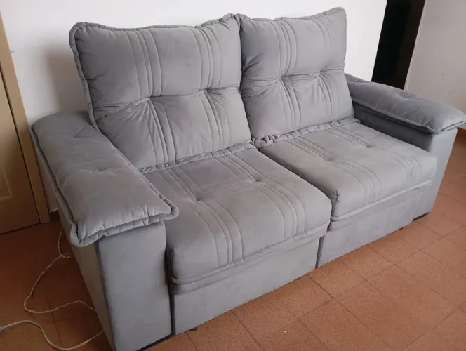 Sofá retrátil/reclinável veludo luxo