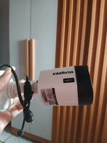 3 Câmeras Intelbras