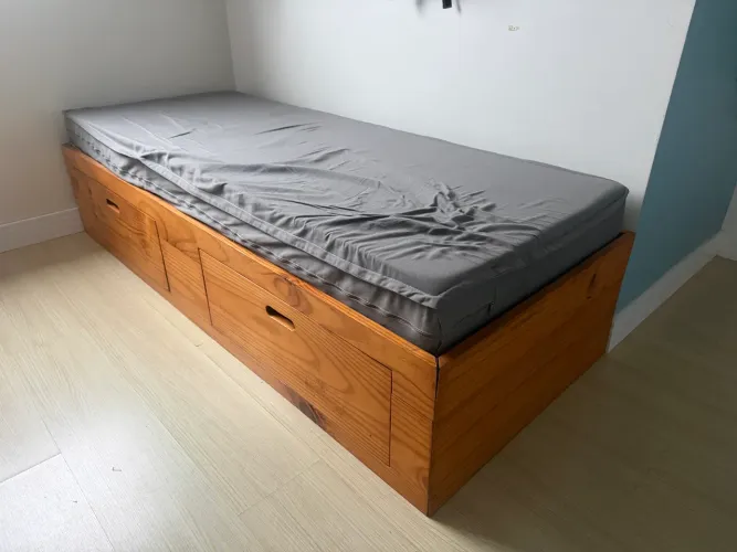 Cama com gavetas + colchao