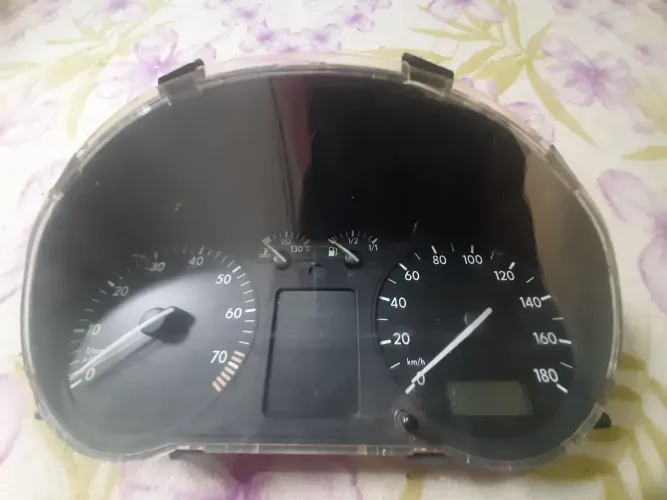 Vendo ou troco por algo do meu interesse... painel gol g3 ,saveiro, parati .