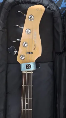 Vendo baixo Sire v3 4 cordas 