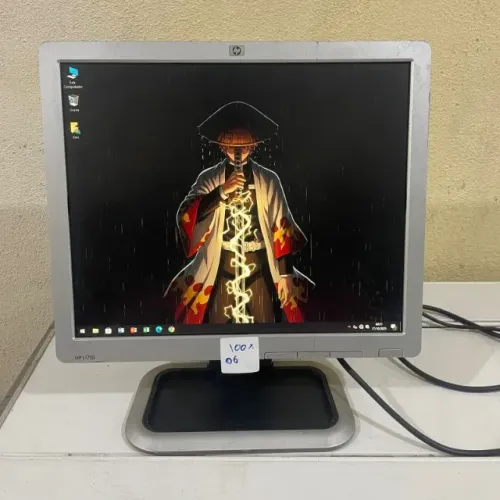 Monitor HP 17" Quadrado - Ergonômico, Perfeito para Escritório, Caixa e CFTV