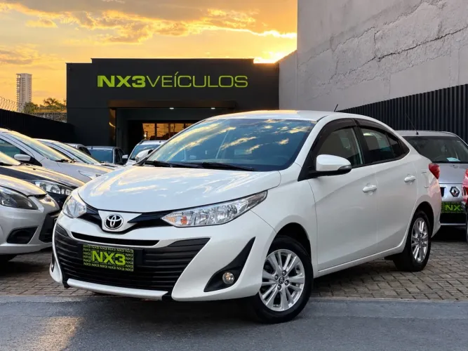 Toyota Yaris XL Sedan 1.5 Flex 16V 4P Aut. 2019