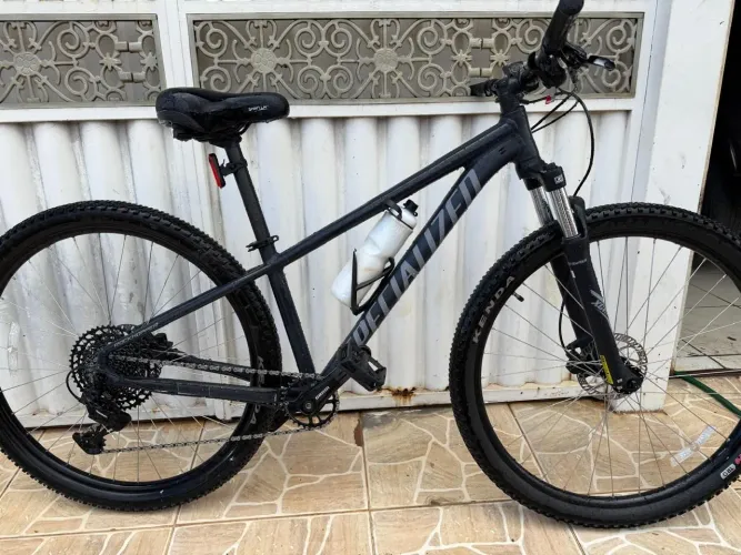 Bicicleta Specialized Rockhopper.