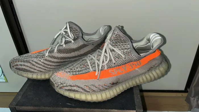 Yeezy Boost 350 V2