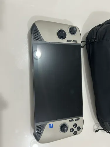 MSI claw 8 AI + videogame portátil 