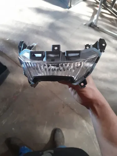 Farol a da fz 250