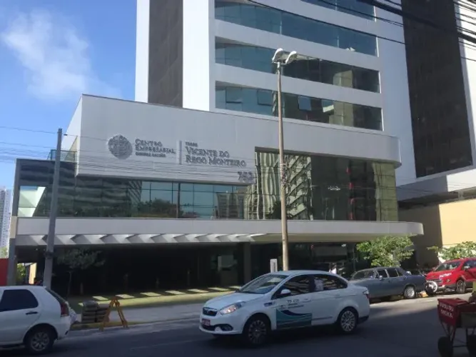 EMPRESARIAL VICENTE DO REGO MONTEIRO, BOA VIAGEM, ALTO PADRÃO, PRONTO PARA OPERAÇÃO.