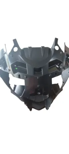 Acabamento do Farol Yamaha R3 2020 