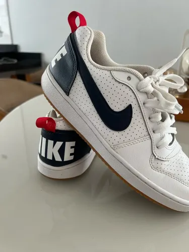 TÊNIS NIKE