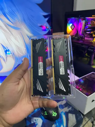 Par com Duas memórias RAN 8GB DDR4 NOVAS
