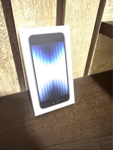 iPhone SE 2022 LACRADO 