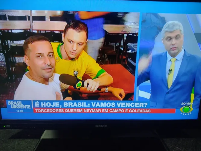 Tv. Sempre Toshiba 29 polegadas não e Smart