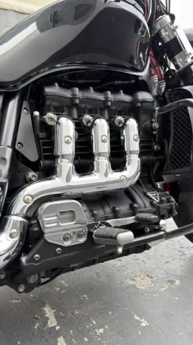 Triumph Rocket III ROADSTER 2300cc