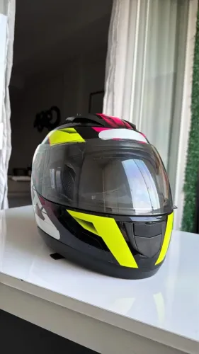 Capacete seminovo
