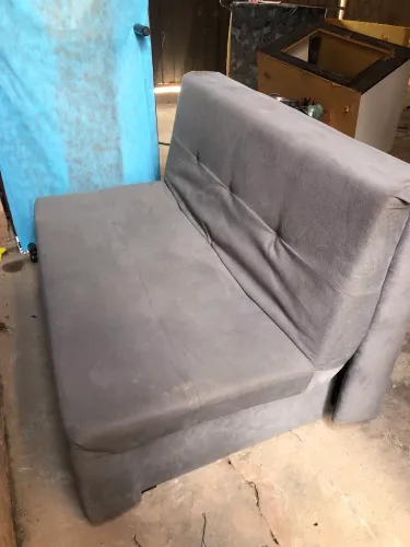 SOFÁ CAMA PEQUENO