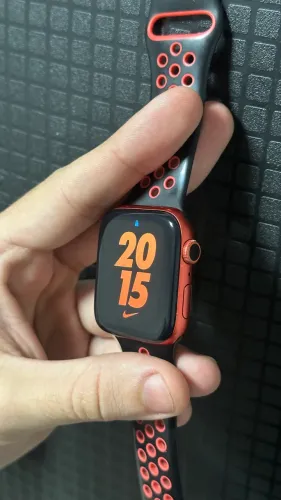 Apple watch series 6 RED