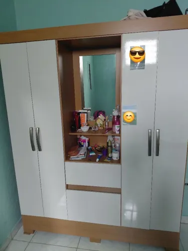 Vendo Guarda roupa