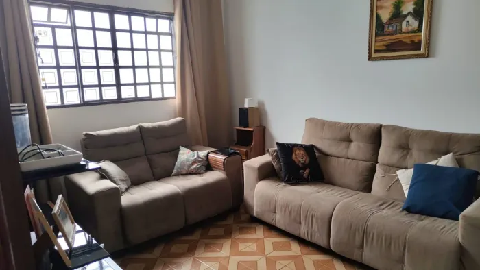 Casa com 3 dormitórios à venda, 150 m² por R$ 380.000,00 - Jardim Paraíso II - Botucatu/SP