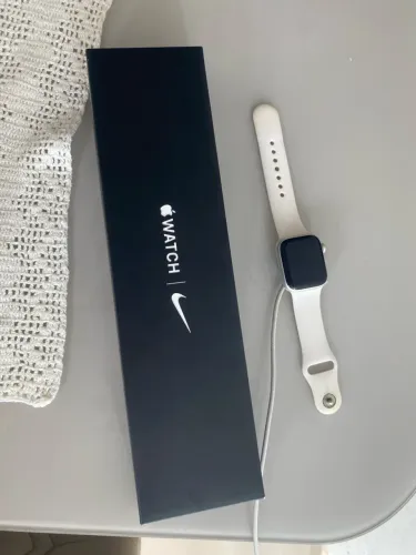 Apple Watch série 7 Nike 41mm