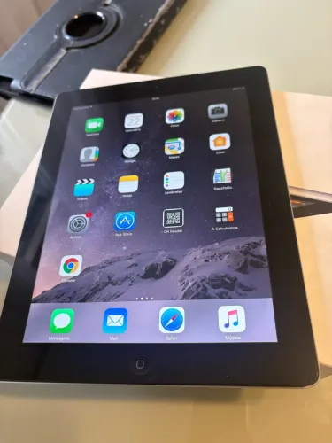 iPad Wi-Fi Celular 32GB Black A1459