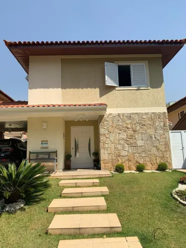 Casa em condomínio de alto padrão com 3 Dormitórios em São Paulo II, Cotia - Iluminação na