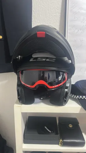 Capacete LS2