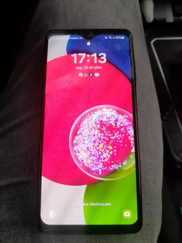 Celular *56