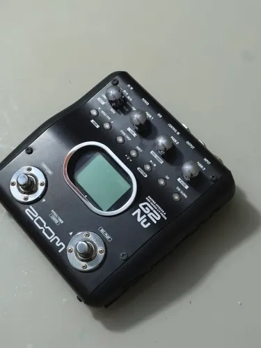 Pedaleira Zoom G2 nu