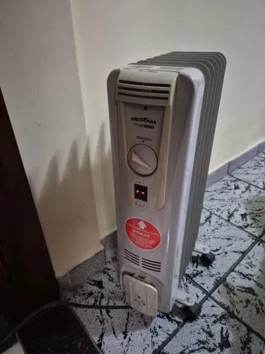 Aquecedor Elétrico Britânia Ab1500 Branco 127v
