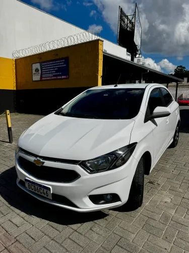 Chevrolet Onix Hatch LTZ 1.4 8V Flex Aut. 4P 2018