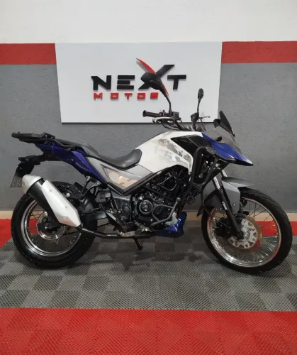 DAFRA NH 190 AZUL 2024
