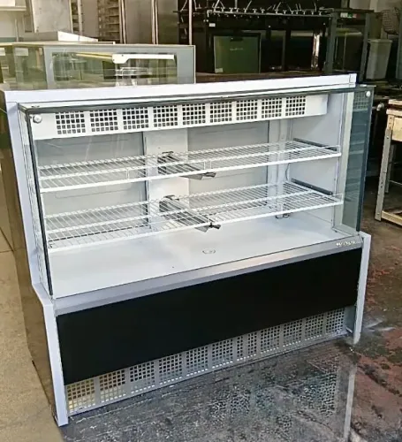 VITRINE REFRIGERADA - GELOPAR