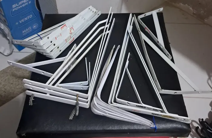 Suporte para prateleira