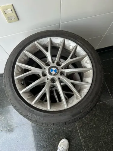 Roda BMW 120i Aro 17 - Com Pneu 205 50 17