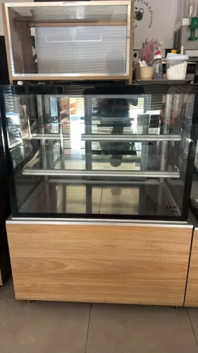 VITRINE QUENTE - FRIA ABERTA - EXPOSITORA
