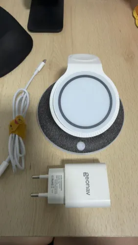Carregador de Mesa Geonav - Completo, sem avarias