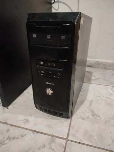 Pc AMD para estudo, trabalho ou jogos leves.com ssd