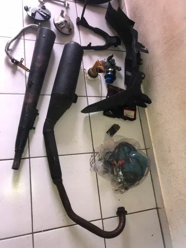 PEÇAS DE MOTO NO PRECINHO