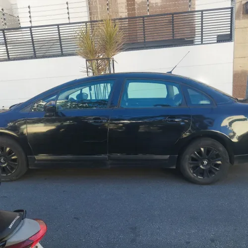 Citroen C4 Pallas GLX 2.0/2.0 Flex 16V Mec. 2011