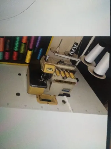 Vendo máquinas de costura industrial