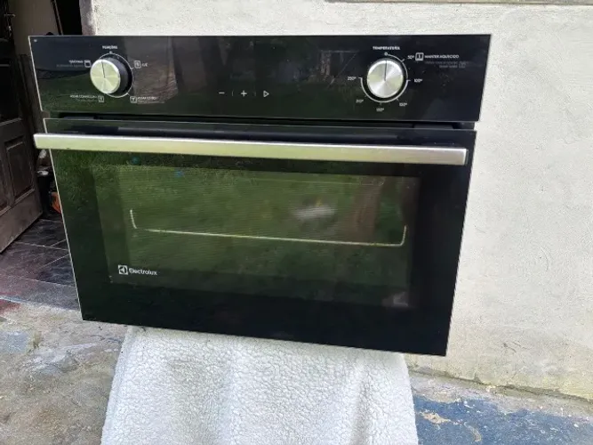 Forno eletrônico de embutir Electrolux 56 lt