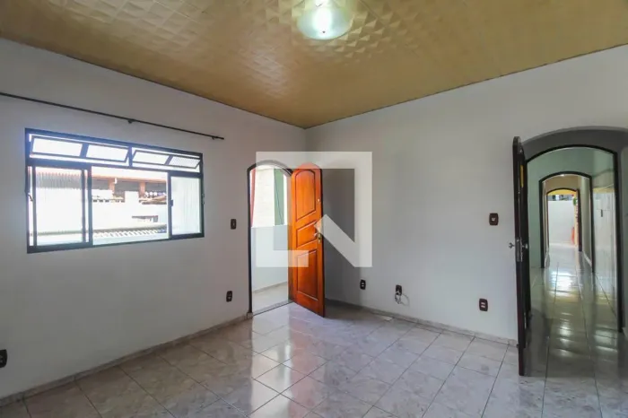 Casa à Venda - Parque São Lucas, 4 Quartos, 375 m2