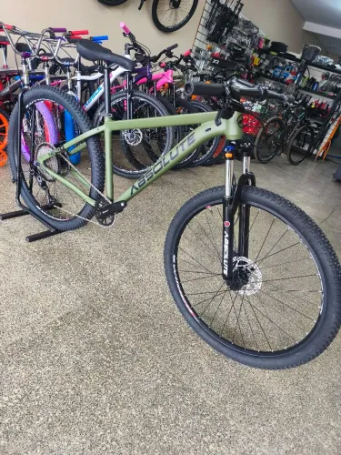 BIKE ARO 29 ABSOLUTE NERO 5 COMPLETA COM GRUPO DE 12V 