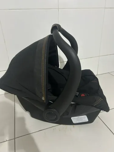 Bebê conforto novo