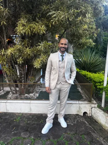 Alugo Terno para evento