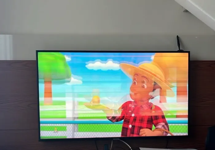 VENDO TV SAMSUNG 55?DANIFICADA