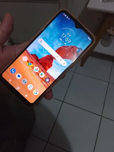 Moto g8 play