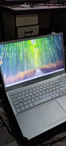 Notebook Dell Intel(R) Core(TM)<br><br>CPU 17-10510U @ 1,80 GHz