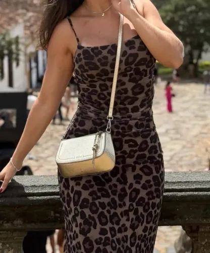 Vestido onça tule